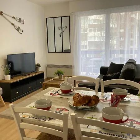 Cabourg Appartement En Residence Calme Et Cosi Exterior photo