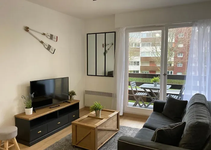 Cabourg Appartement En Residence Calme Et Cosi